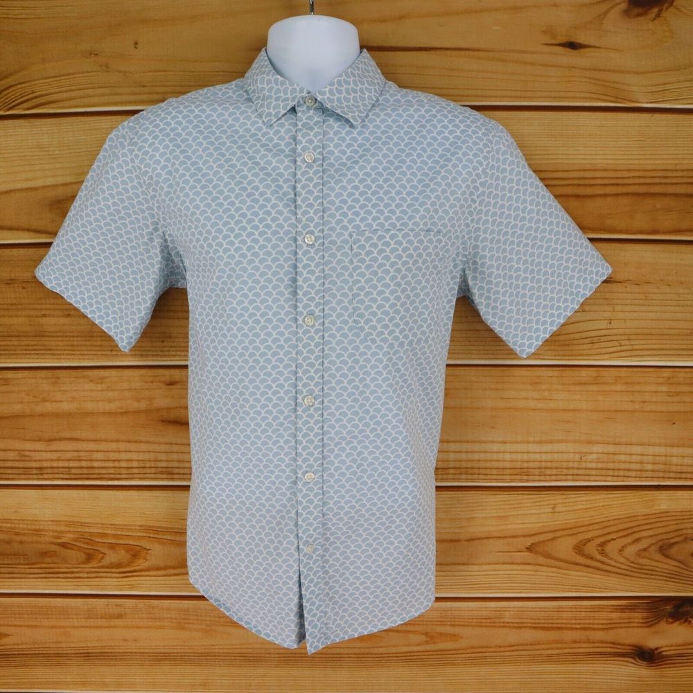 Old Navy Everyday Button Up Shirt Mens Size M Light Blue Geometric Built-In Flex